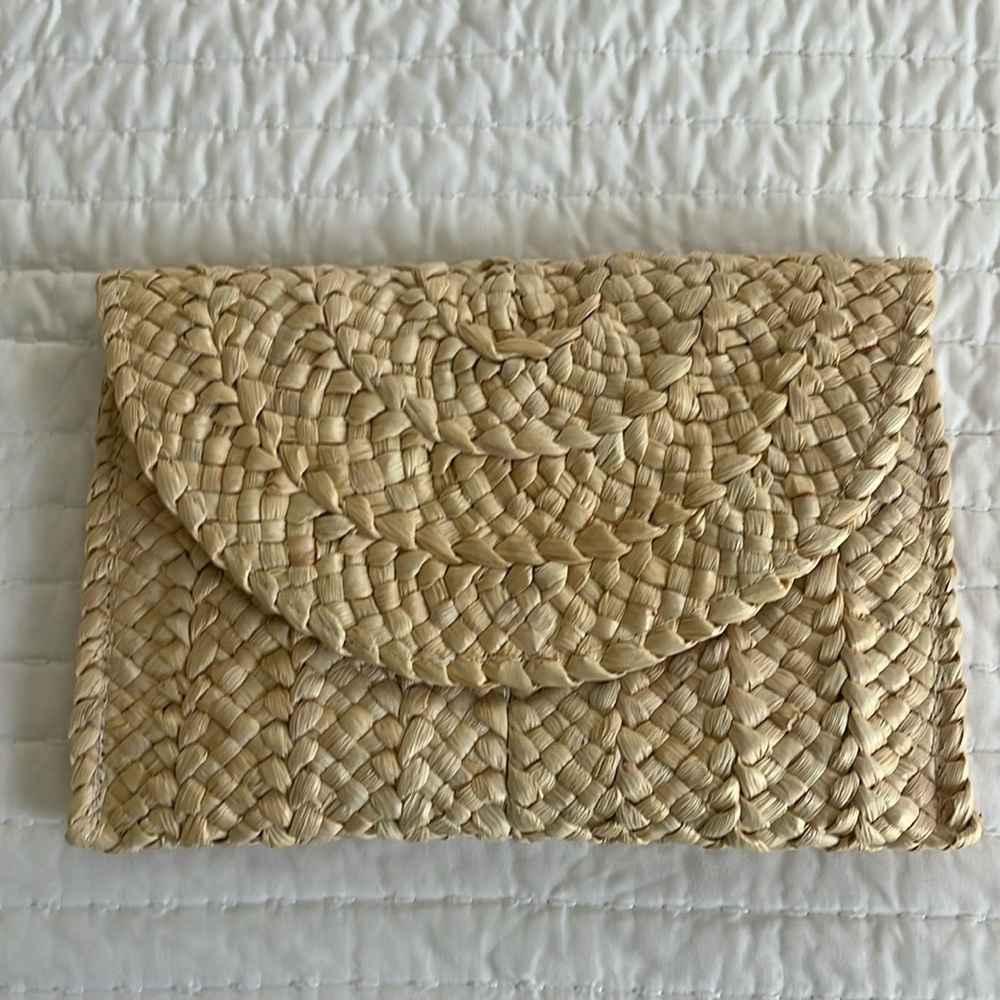 Straw Clutch